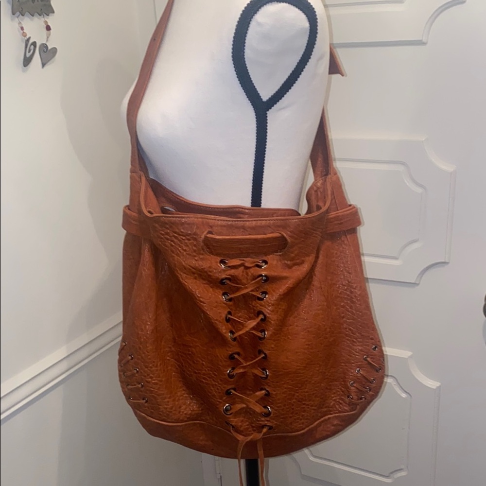 DD Addore by Anat Marin Elegant 🤩Supple Leather Shoulder Bag